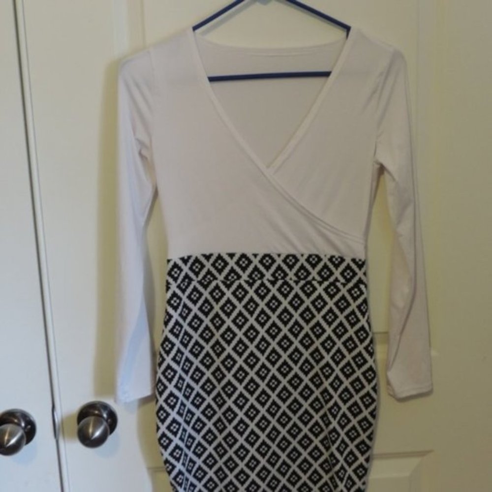Black & white geometric  dress